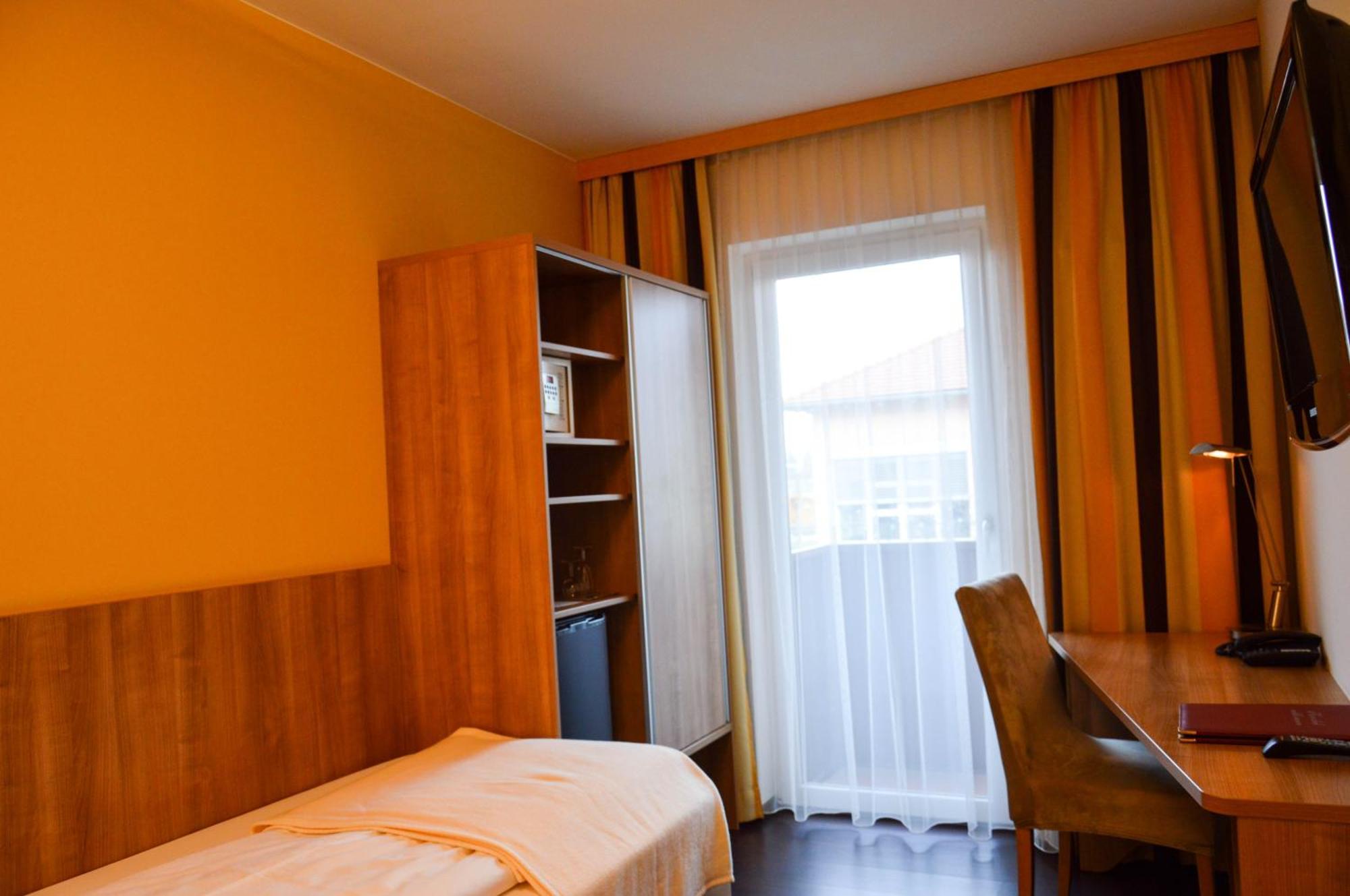 Hotel Roemerhof 툴른 외부 사진