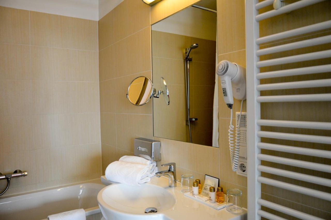 Hotel Roemerhof 툴른 외부 사진
